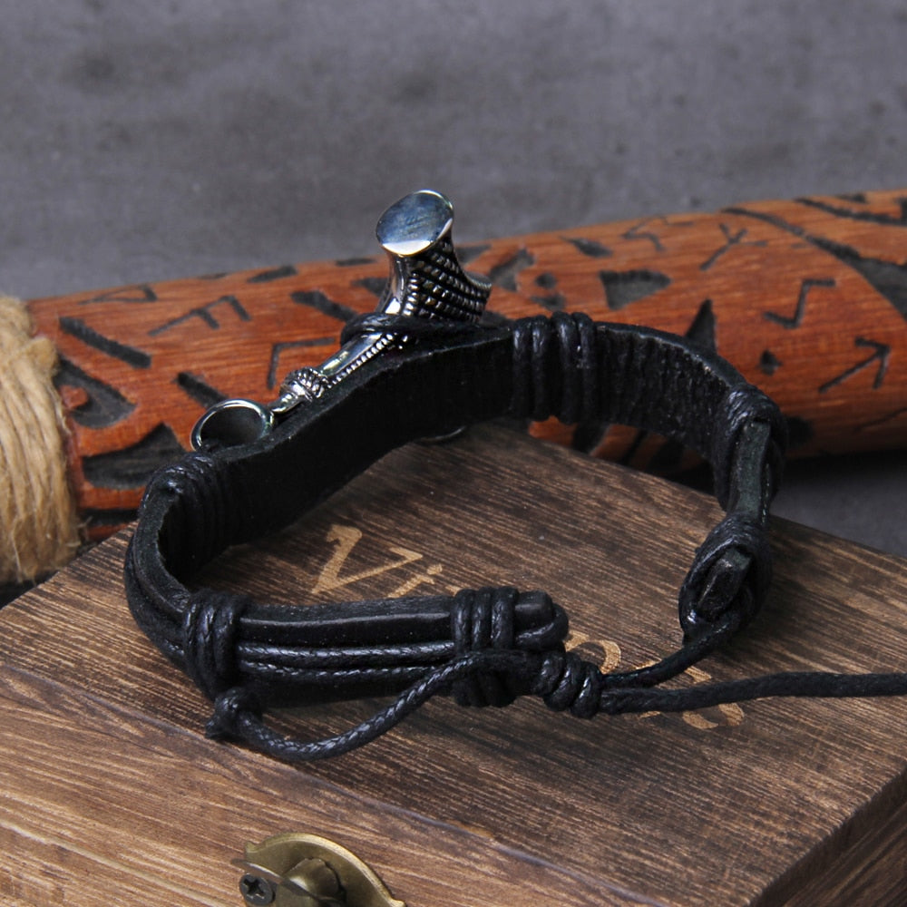 HATCHET BRACELET - STAINLESS STEEL