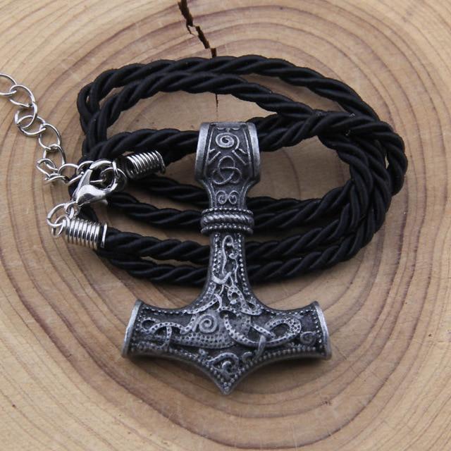 ORNAMENTAL THOR'S HOARD MJÖLNIR - STAINLESS STEEL - Forged in Valhalla