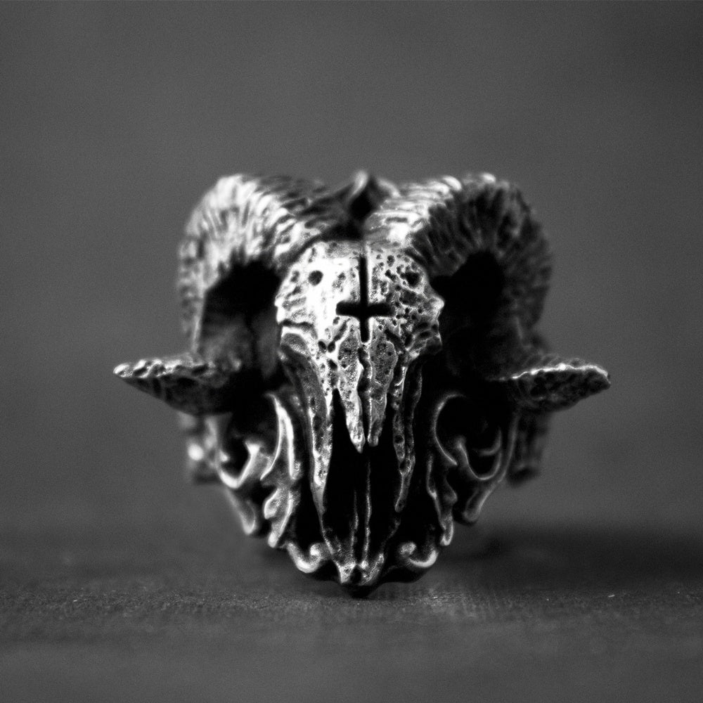 HELM OF RAGE RING - STAINLESS STEEL