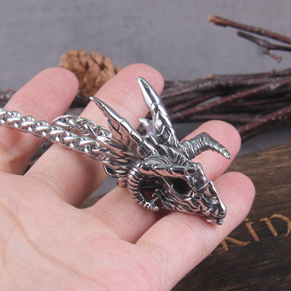 NÍÐHǪGGR SKULL- Pendant