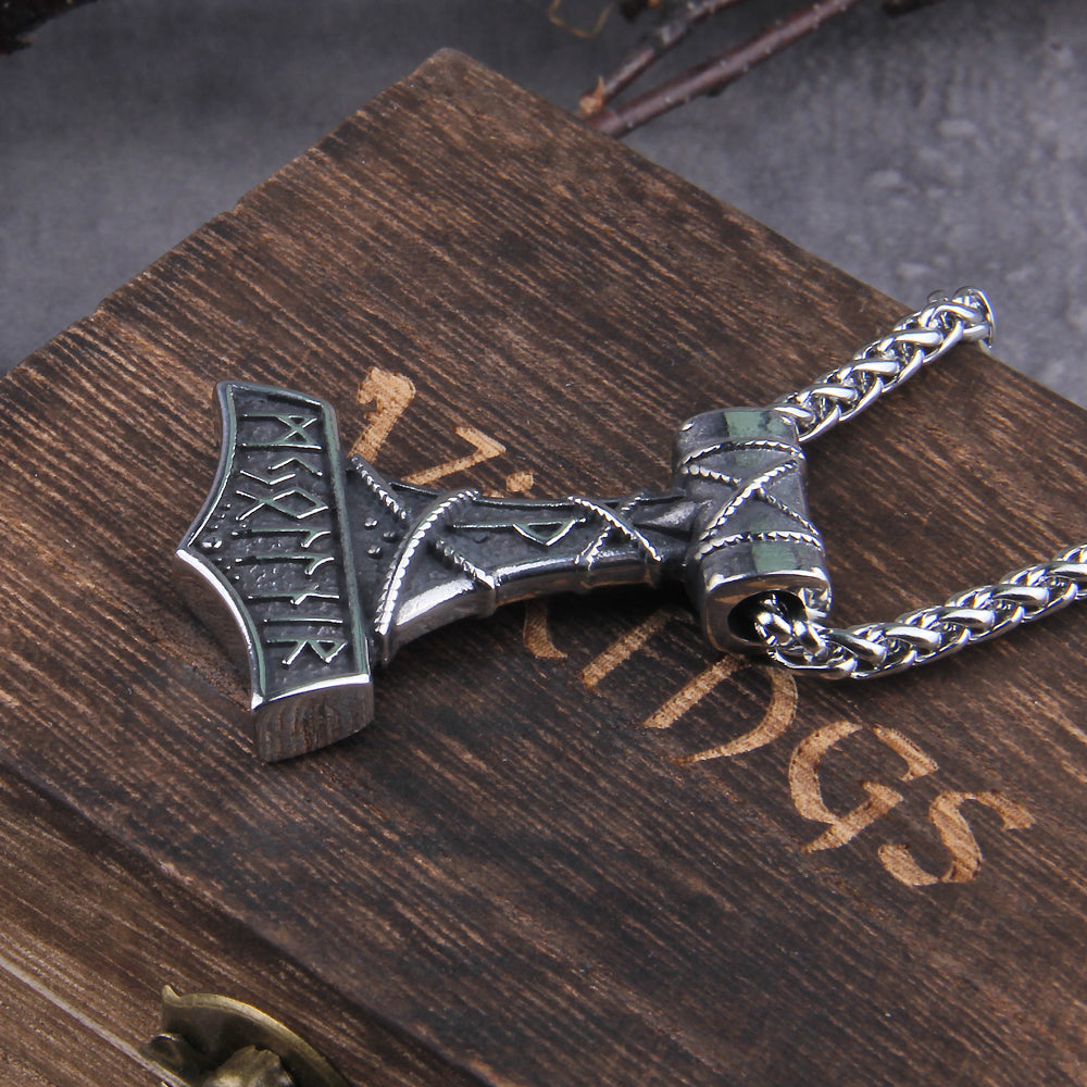 STAND TALL PENDANT - STAINLESS STEEL