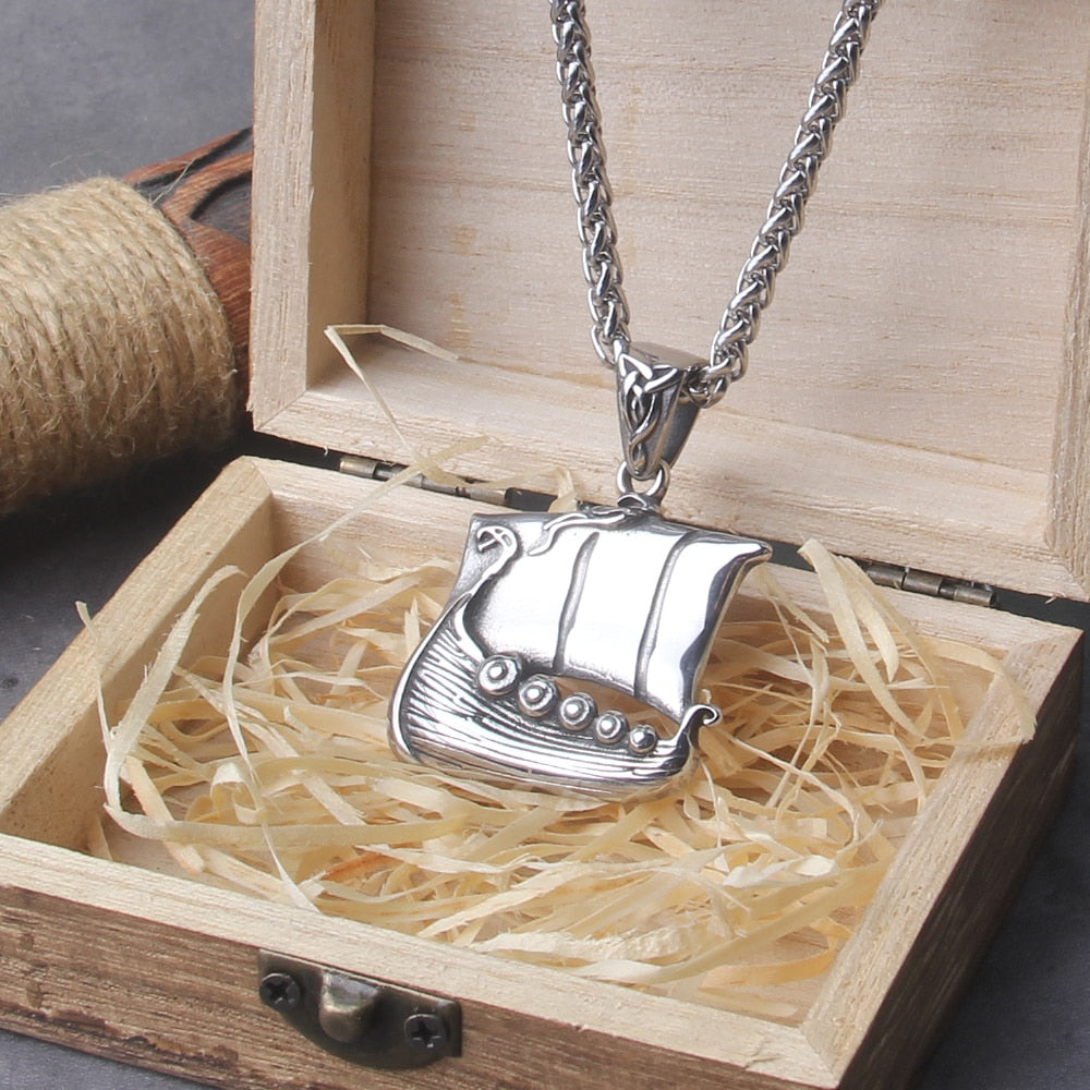 SAILED VIKING NECKLACE- STAINLESS STEEL