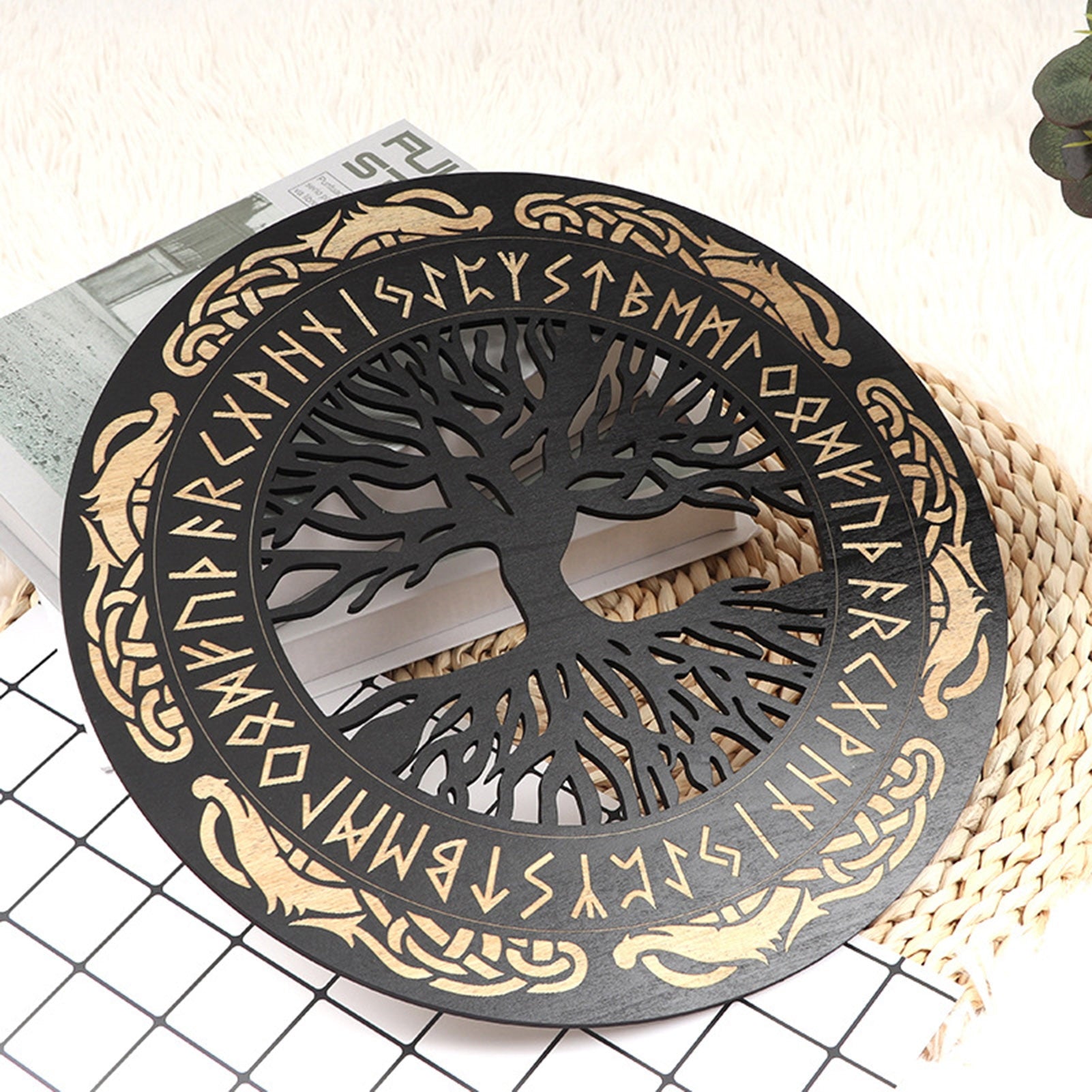 NORDIC RUNES DECOR - VARIANT