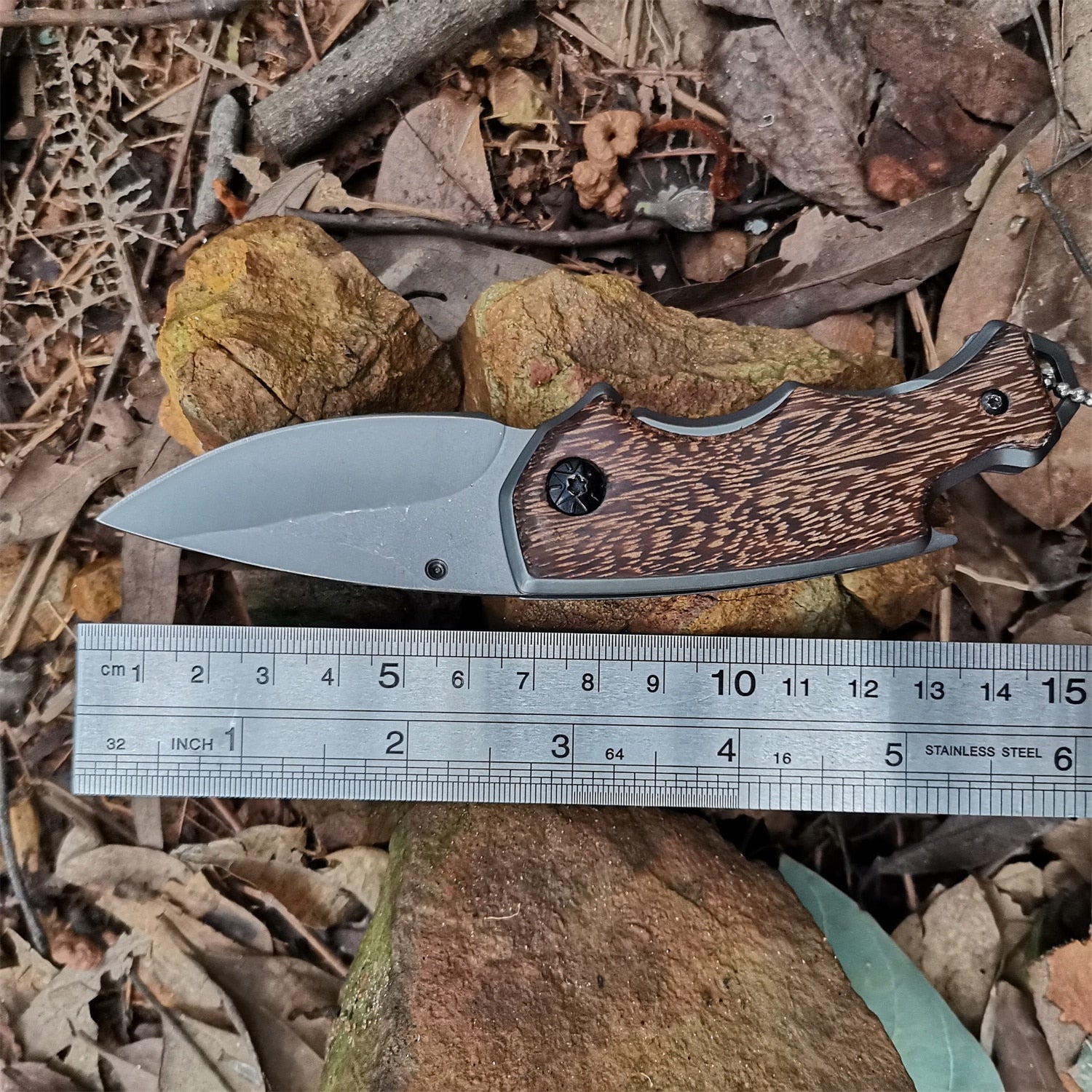 PORTABLE SURVIVAL KNIFE - STAINLESS STEEL