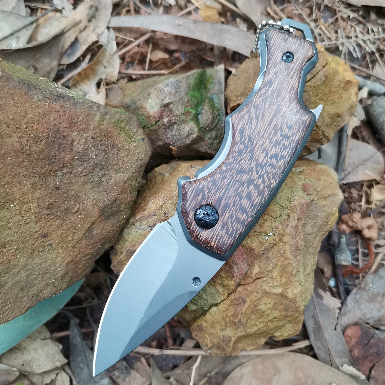 PORTABLE SURVIVAL KNIFE - STAINLESS STEEL