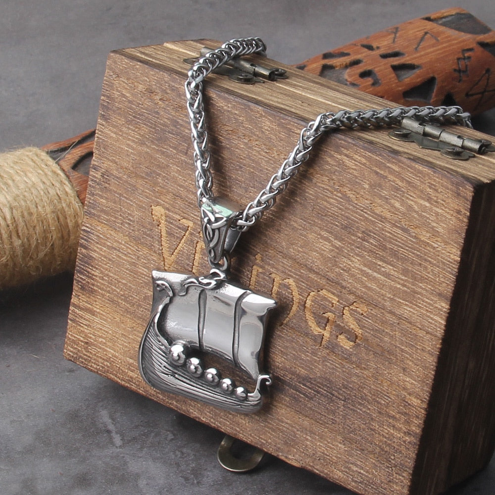SAILED VIKING NECKLACE- STAINLESS STEEL