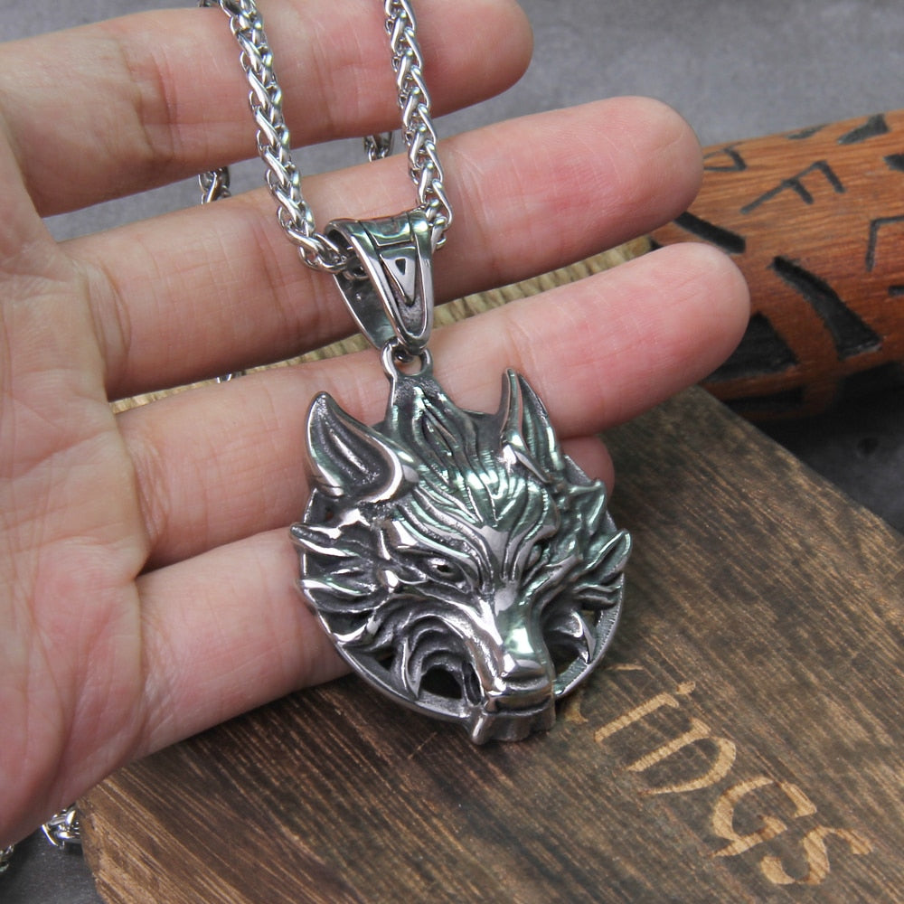 RISEN WOLF - STAINLESS STEEL