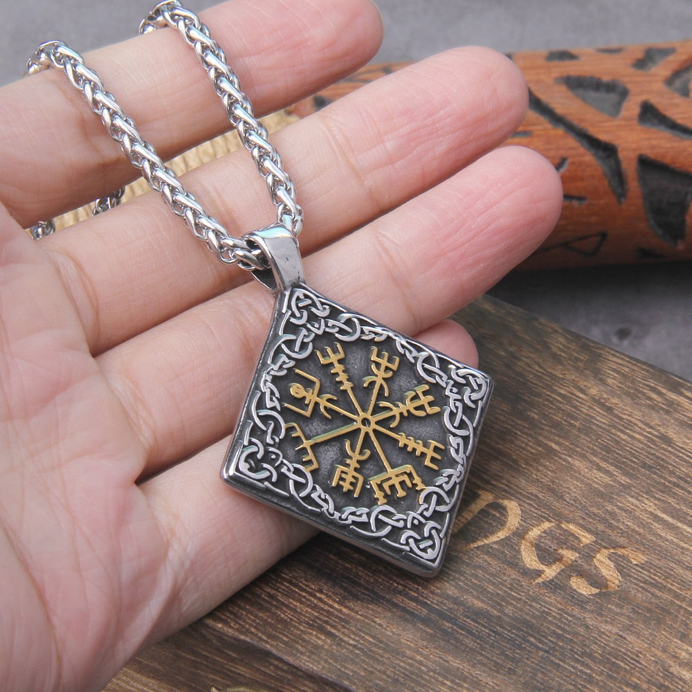 VEGVISIR  PENDANT - STAINLESS STEEL