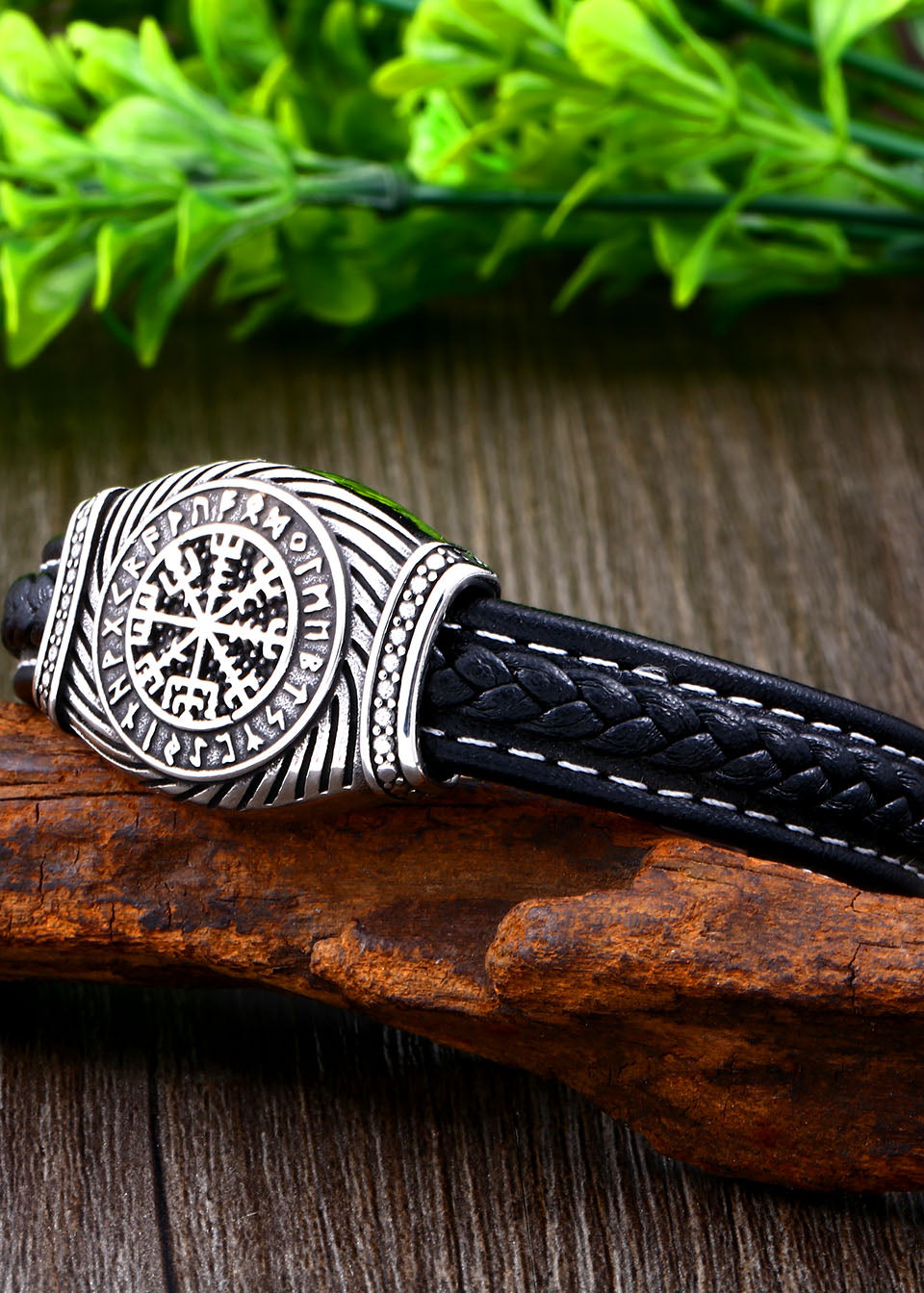 VEGVISIR COMPASS - WAYFINDER- STAINLESS STEEL - Forged in Valhalla