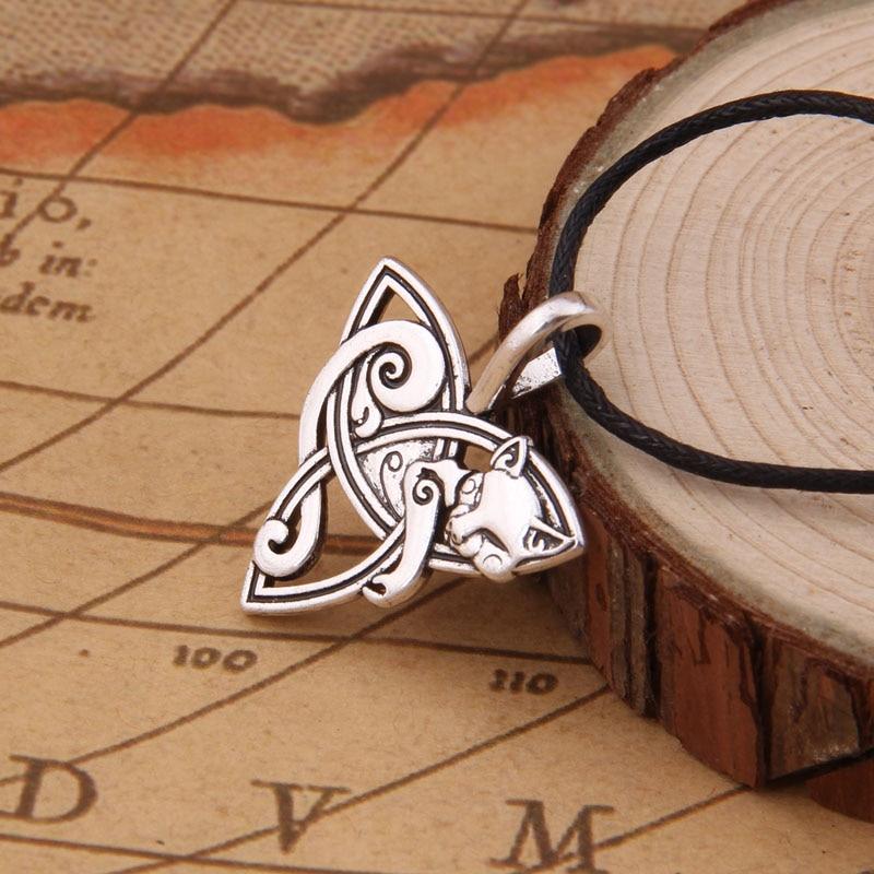 CELTIC KNOT FOX NECKLACE - Forged in Valhalla