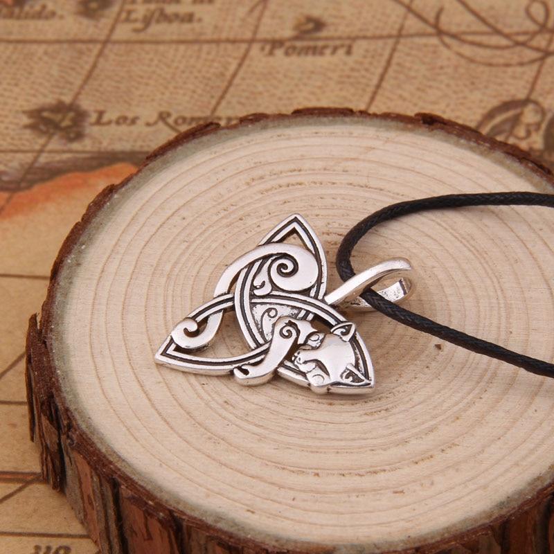 CELTIC KNOT FOX NECKLACE - Forged in Valhalla