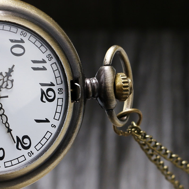 VINTAGE VALKNUT QUARTZ COMPASS