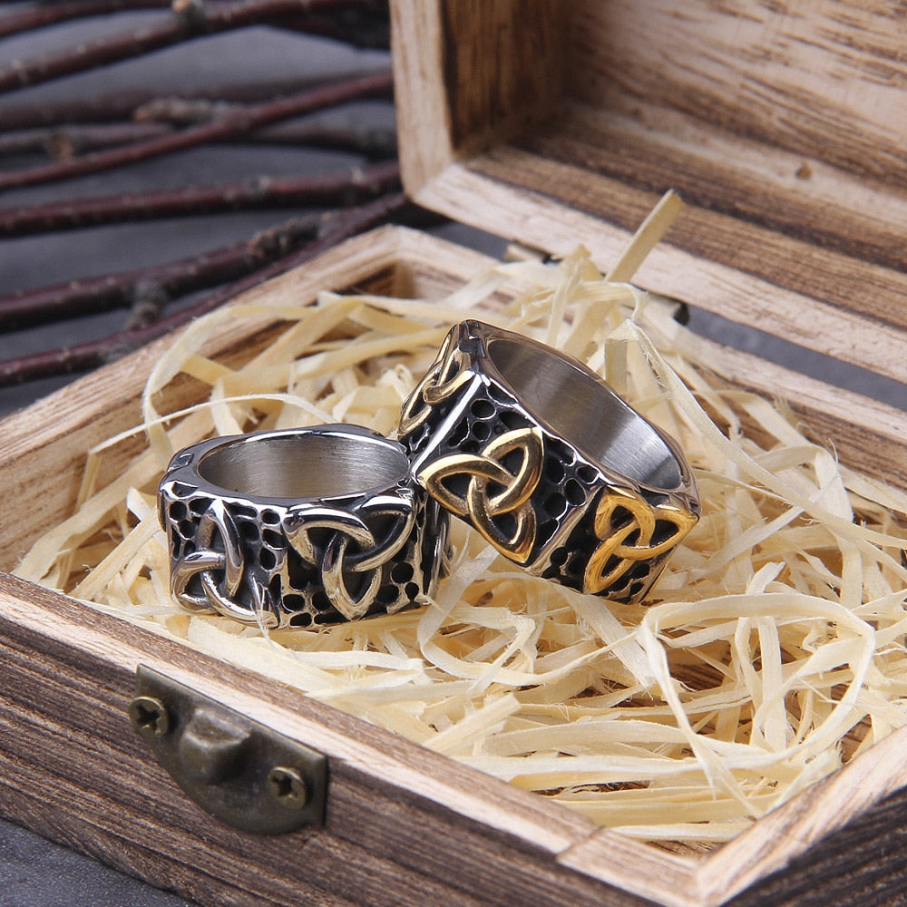 CELTIC KNOT ENTERAL RING- STAINLESS STEEL