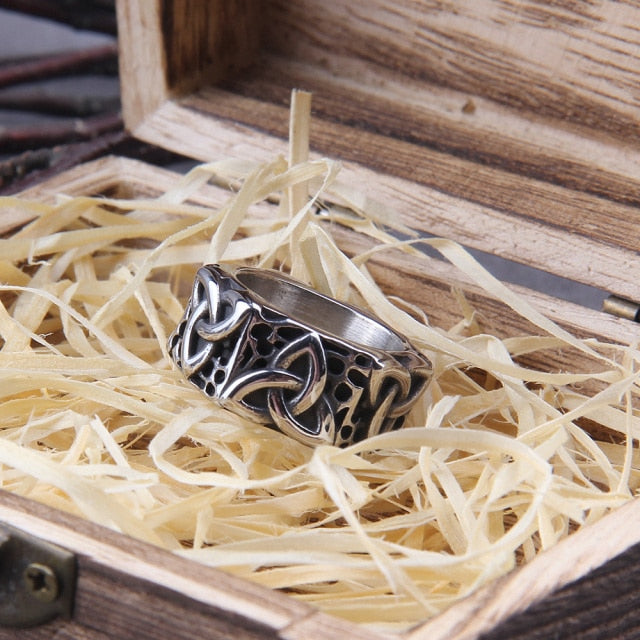 CELTIC KNOT ENTERAL RING- STAINLESS STEEL