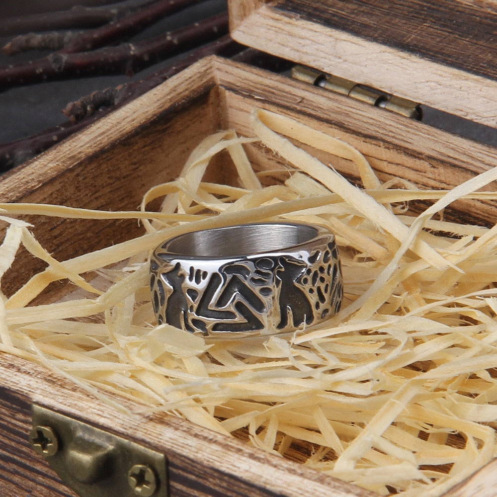 MEN OF WOLVES VALKNUT RING- STAINLESS STEEL