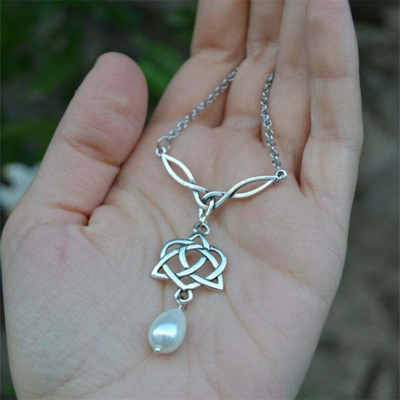 CELTIC KNOT SILVER PLATED PENDANT