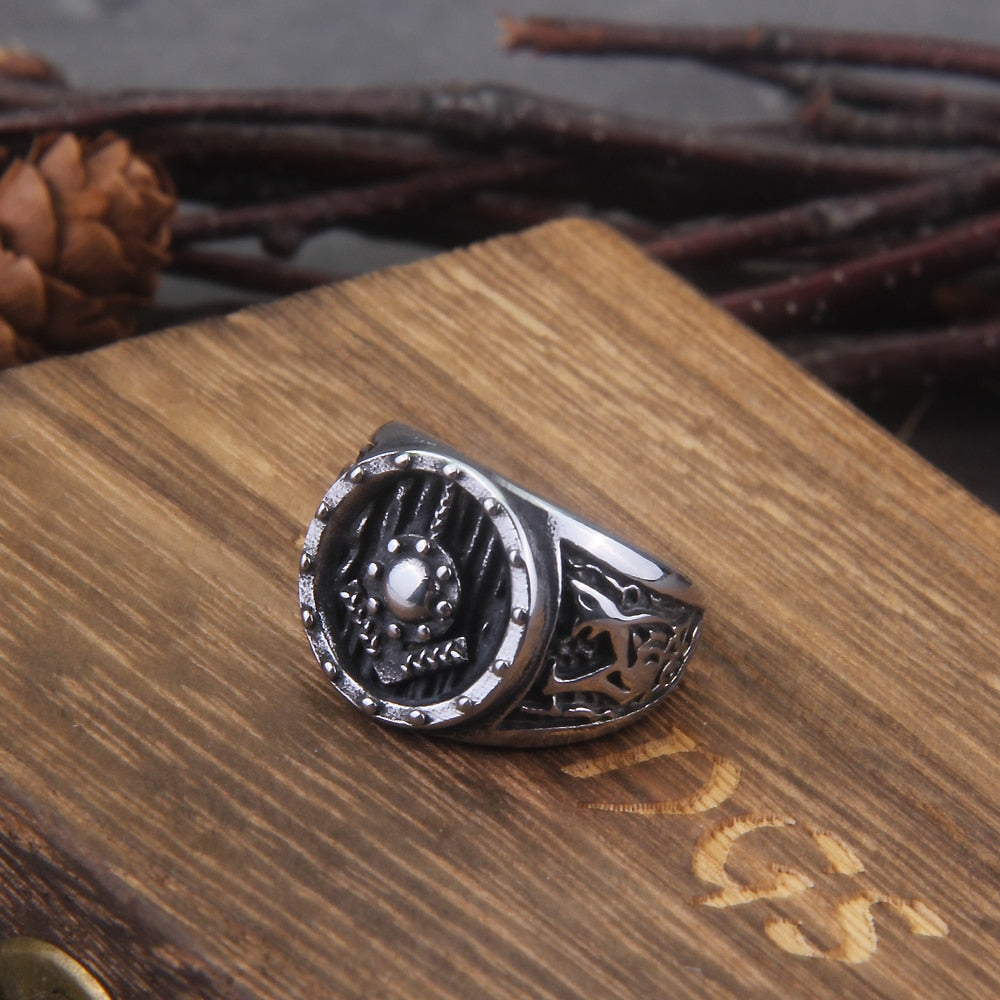 WOLF SHIELD RING- STAINLESS STEEL