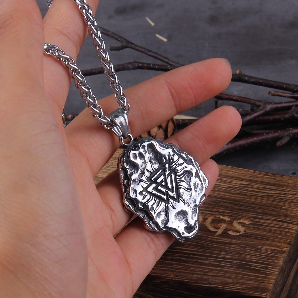 VALKNUT WARRIOR AMULET- STAINLESS STEEL