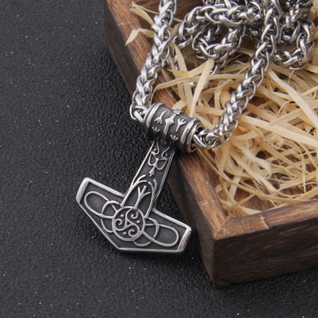 VARIETY / MJOLNIR MEDALLION - STAINLESS STEEL