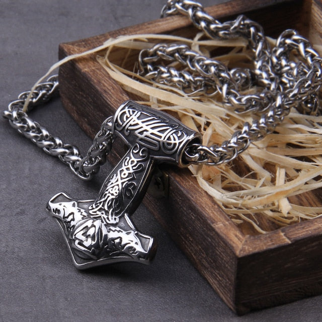 VARIETY / MJOLNIR MEDALLION - STAINLESS STEEL