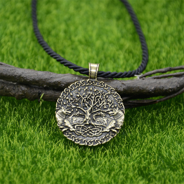 GEKI & FREKI WITH Yggdrasil (TREE OF LIFE) PENDANT - STAINLESS STEEL