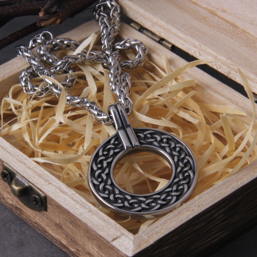 OUTER CELTIC KNOT- STAINLESS STEEL